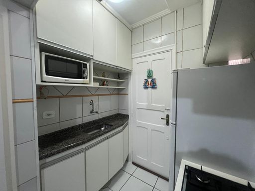 Cozinha americana planejada.