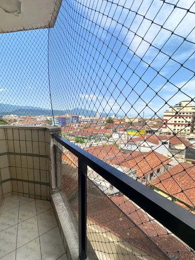 Sacada da sala com vista livre.