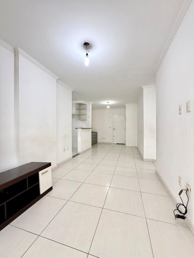 Sala de 2 ambientes.