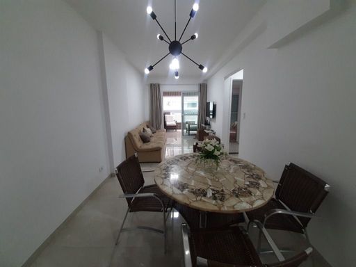 Sala ampla para 2 ambientes