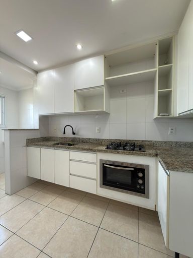 Cozinha americana planejada.