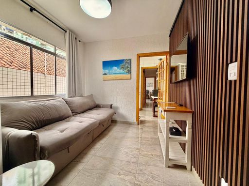 Sala bem iluminada