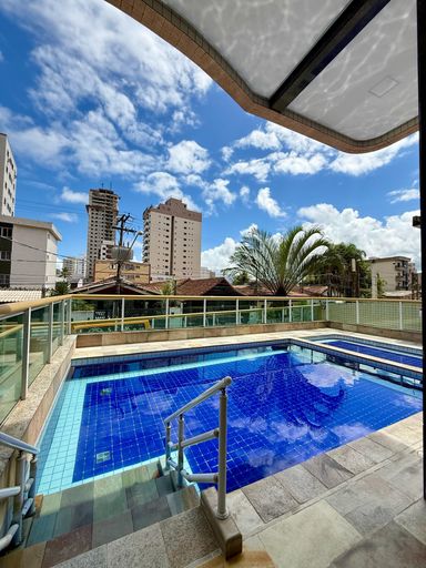 Piscina.
