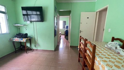 sala de estar espaçosa