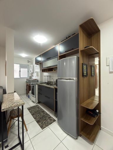 Cozinha americana planejada.