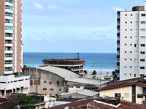 Vista para o mar da sacada.