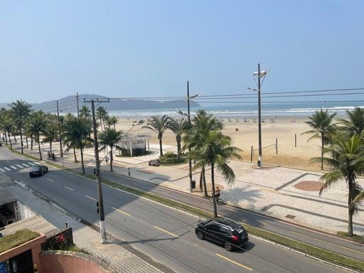 Vista para o mar da sacada.