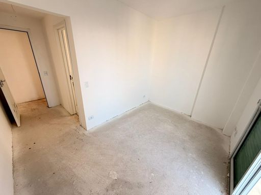 Suíte com acesso a sacada gourmet.