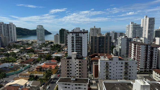 Vista do mar da sacada gourmet.