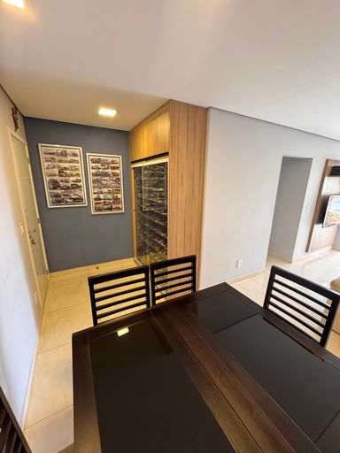 Sala bem iluminada