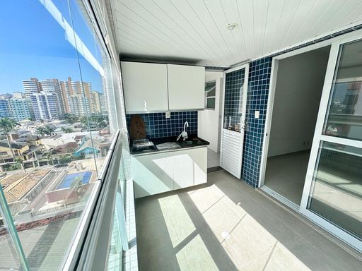 Sacada Gourmet envidraçada com vista livre