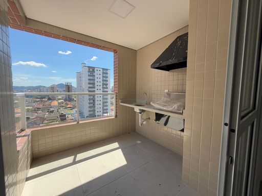 Sacada gourmet com vista livre e vista para o mar.