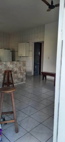 Ambiente moderno e funcional! Sala e cozinha integradas, criando um espaço amplo e perfeito para o convívio da família e amigos.