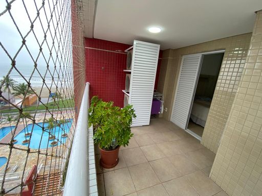 Seu novo endereço: o imponente Condomínio Ilha de Creta, um marco de luxo e segurança, oferecendo um estilo de vida incomparável em Bertioga.