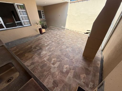 Fácil acesso pela Av. 19 de Maio