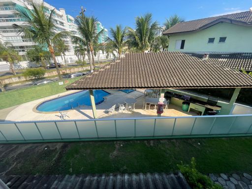 A poucos minutos da charmosa Praia do SESC — praticidade para curtir o mar sempre que quiser.