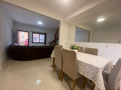 Entrada do condomínio com portaria eletrônica e acesso facial