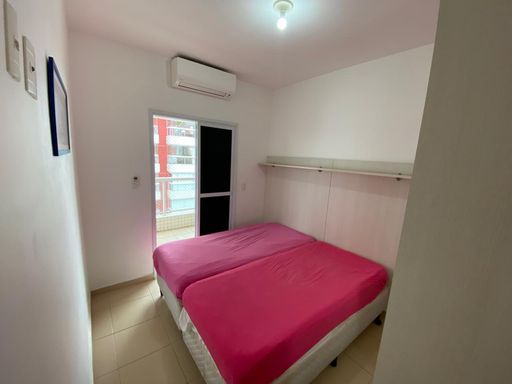 ersatilidade e bem-estar: o terceiro quarto, um ambiente flexível que se adapta às suas necessidades, seja para descanso ou como um charmoso home office