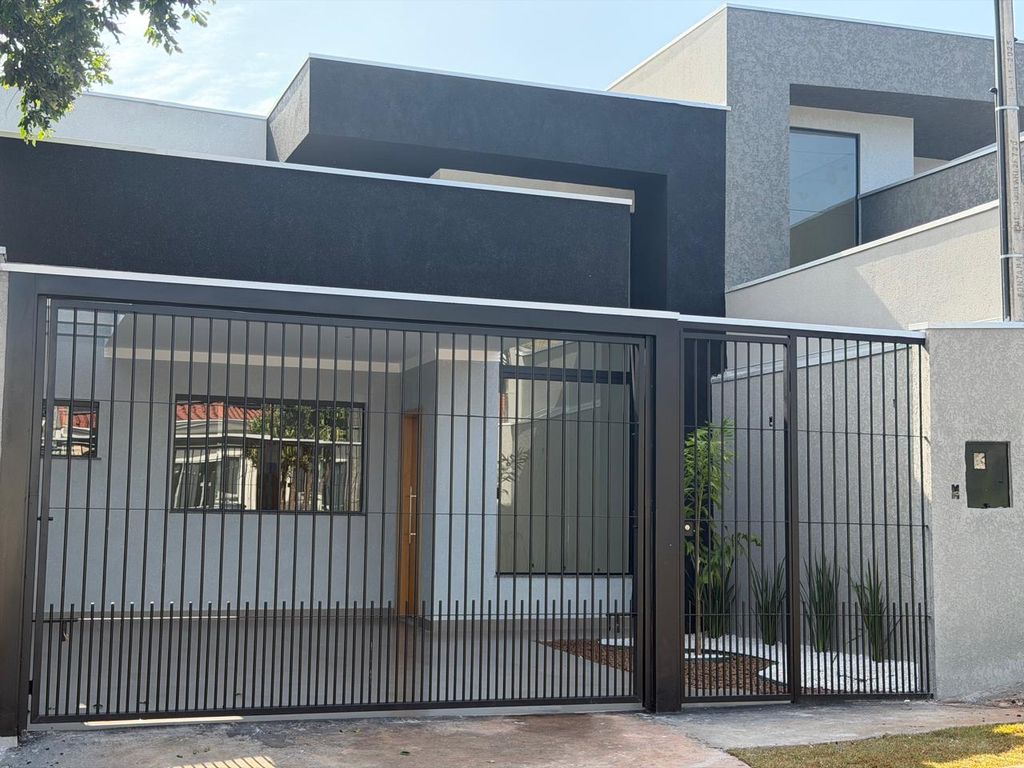 Casa 3 quartos à venda em Parque Residencial Tuiuti, Maringá - foto 1