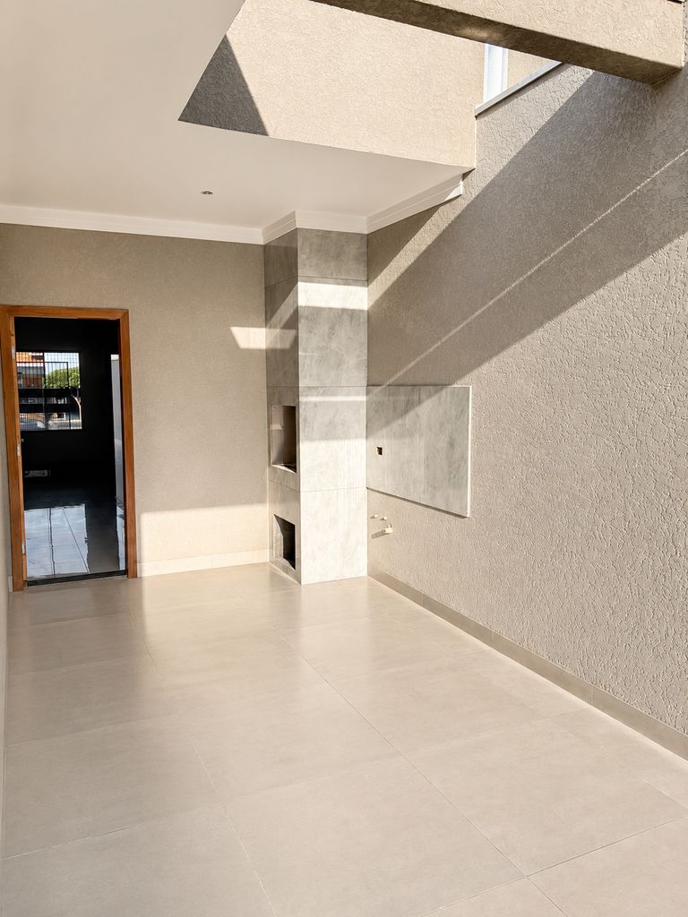 Casa 3 quartos à venda em Conjunto Habitacional Requião, Maringá - foto 1
